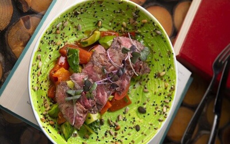 Салат Стейк мясника