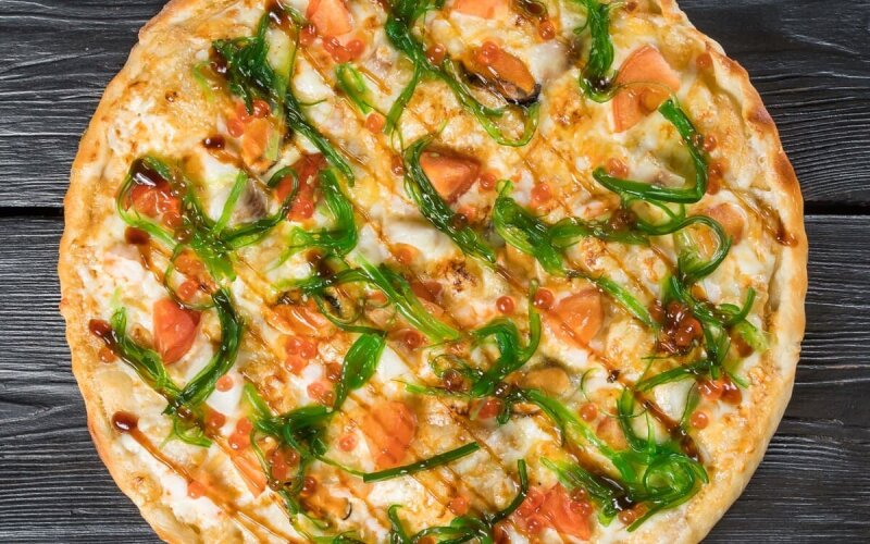 Пицца Том-Ям с морепродуктами