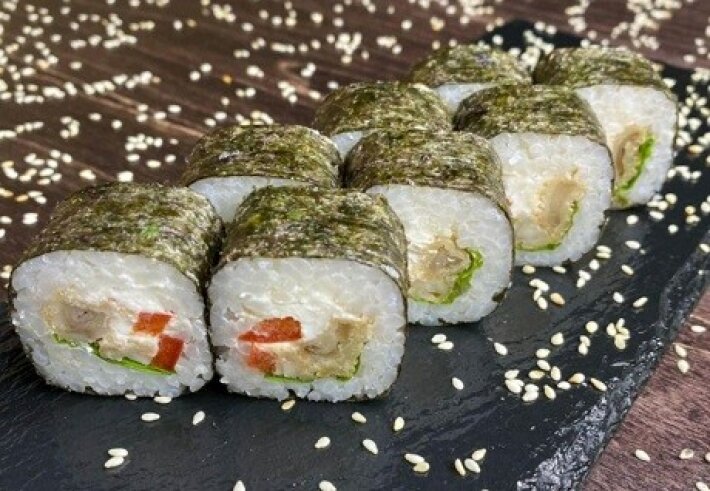 Ролл Курица томаго