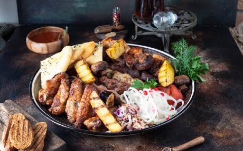 Фирменное мангальное ассорти