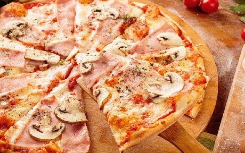 Пицца с ветчиной и грибами 33 см
