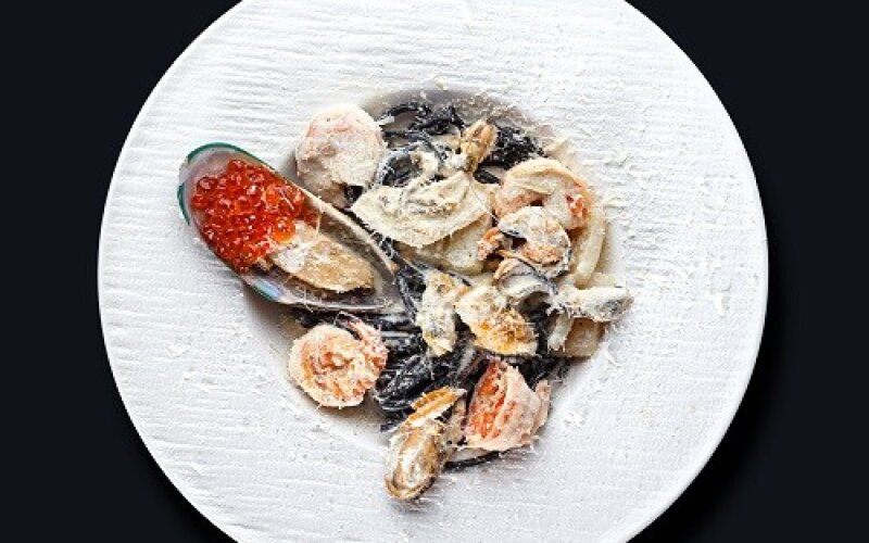 Паста нери с морепродуктами