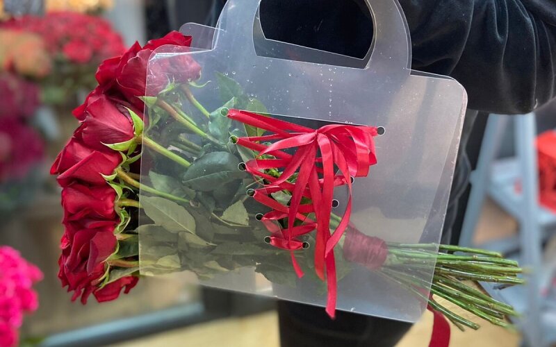 Цветы в сумочке «Женская радость»