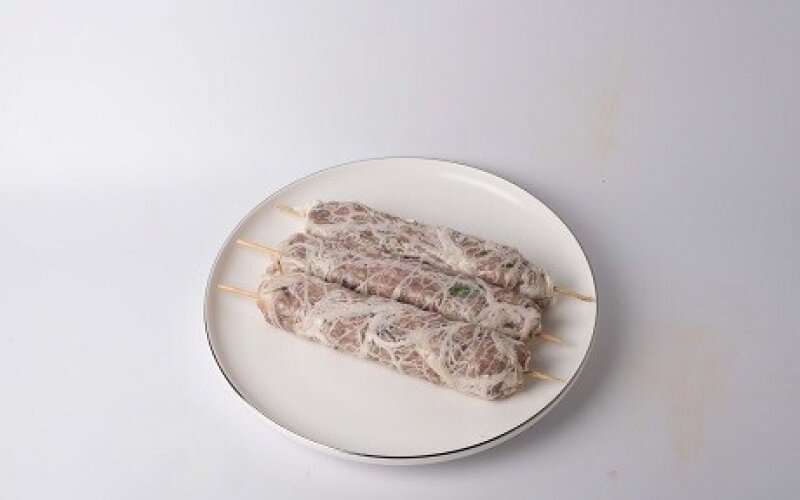 Люля-кебаб из свинины в сетке полуфабрикат охлажденный
