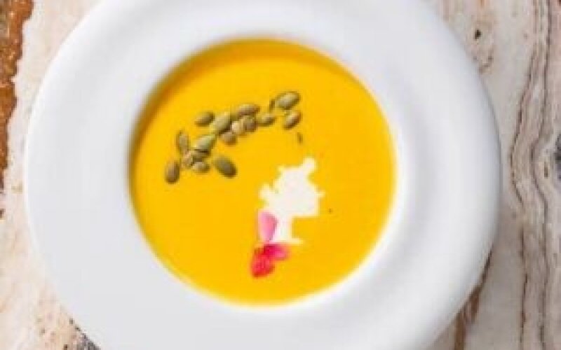 Тыквенный крем-суп со Страчателлой