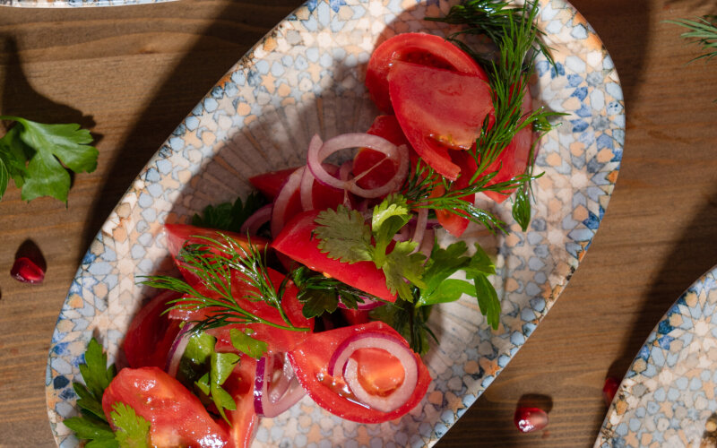 Салат с бакинскими помидорами