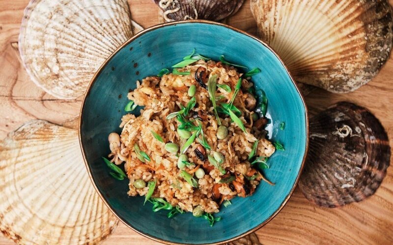 Рис по-Пекински с морепродуктами
