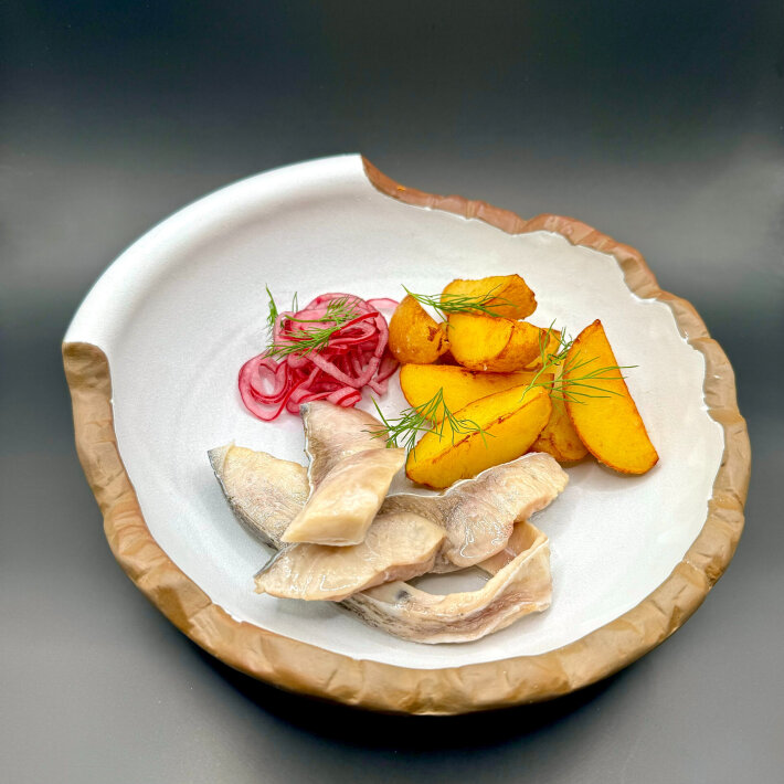 Толстолобик маринованный с картошечкой и лучком