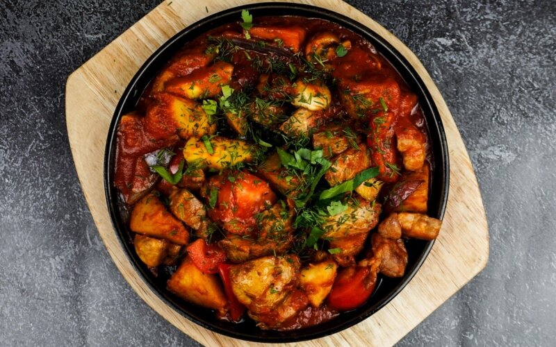 Сковородка с курицей