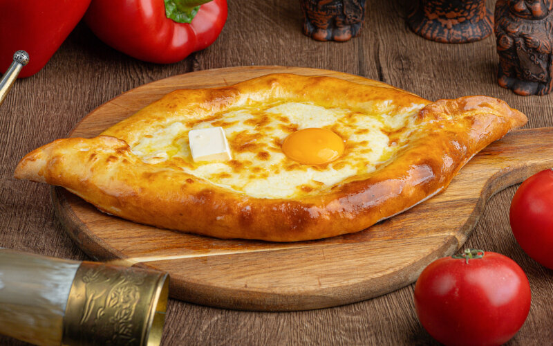 Хачапури по-аджарски