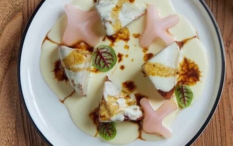 Говяжий язык с картофельным кремом