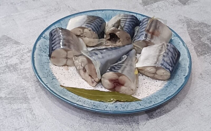 Скумбрия маринованная