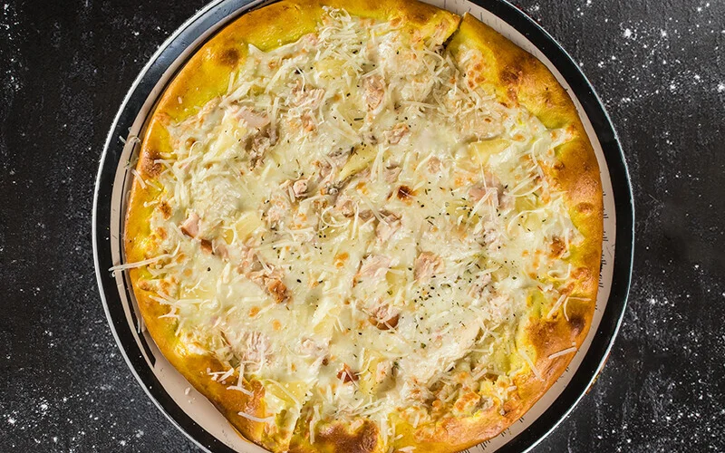 Пицца Курица и ананас