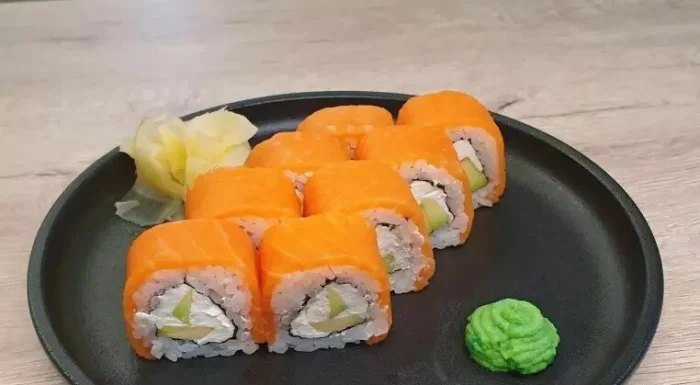 Братья на суши