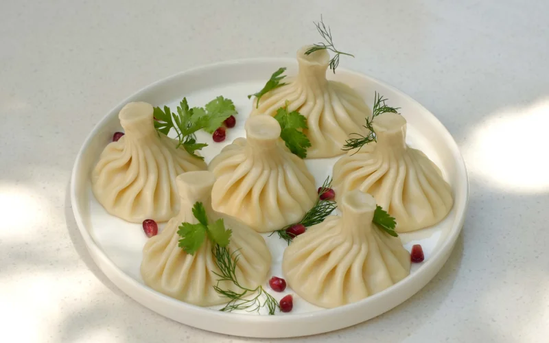 Хинкали со свининой и говядиной