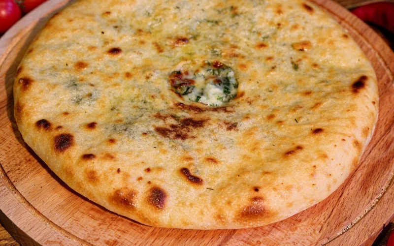Пирог с сыром и листьями свеклы